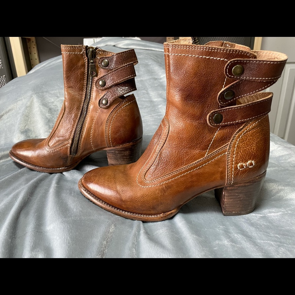 Gorgeous Bed Stu Boots Size 8.5 Leather